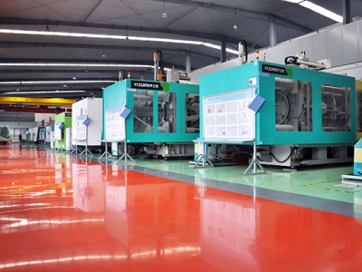 注(zhu)塑車(che)間