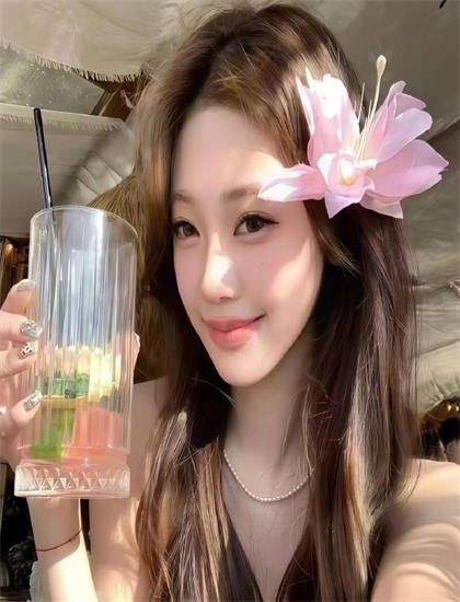 【社会意义分析】超级恋人的角色塑造与表演艺术 文化学者学术探讨为你详细解读